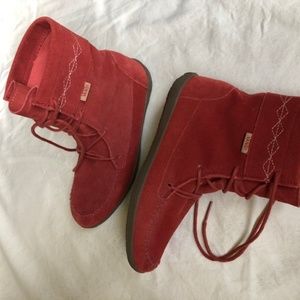 Vans Moccasin Boot